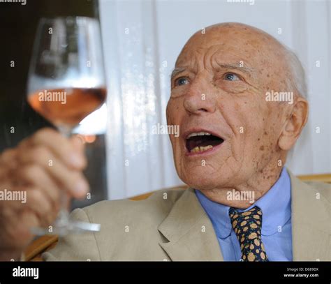 Former German President Walter Scheel makes a toast during a reception ...