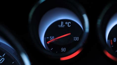 My Car Temperature Gauge Fluctuates - AxleAddict