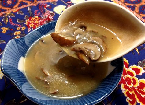 Easy Mushroom Gravy – Life of the Party Always!