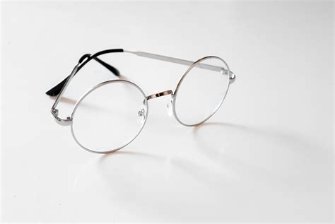 8 Best Eyeglass Frames For Older Women | WebEyeCare