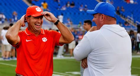 Fans Were Making Same "Clemsoning" Joke During Tigers Loss