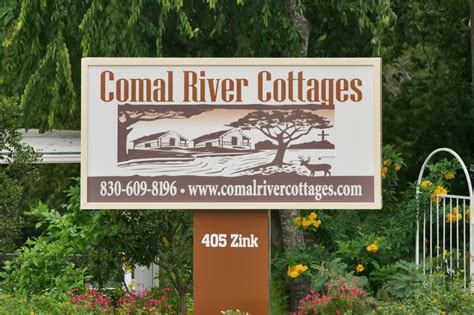 Comal River Cottages - New Braunfels Downtown