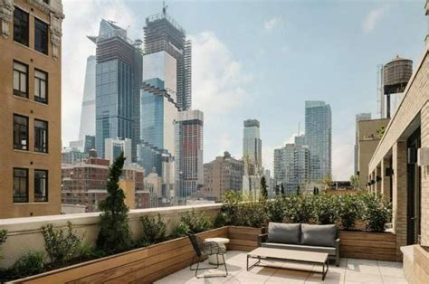 21 Manhattan Hotels With Balcony And View