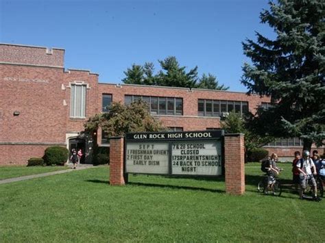 Glen Rock teachers union seeks 2nd opinion on air test