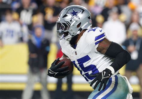 Ezekiel Elliott Fantasy Hub: Week 11 Injury Update, Start/Sit Advice ...