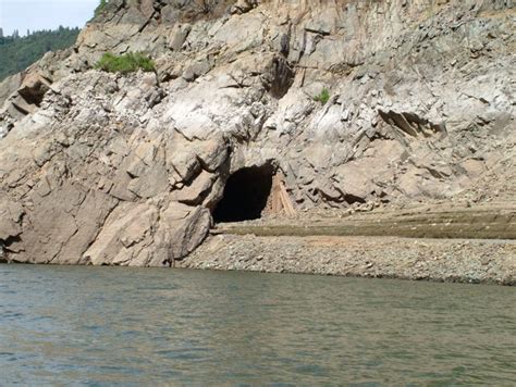 The Life of Riley: Lake Oroville Boating