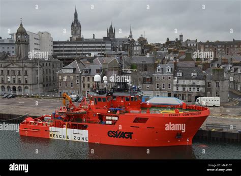 Aberdeen (Scotland) harbour, main gateway for the North Sea oil and gas ...