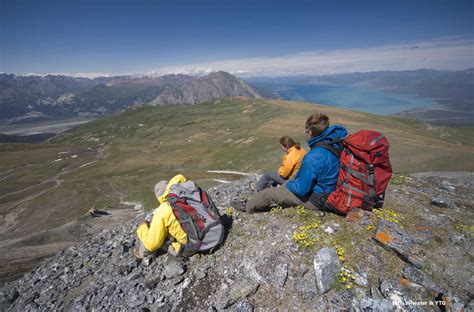 Hiking - Yukon Lake Cabins