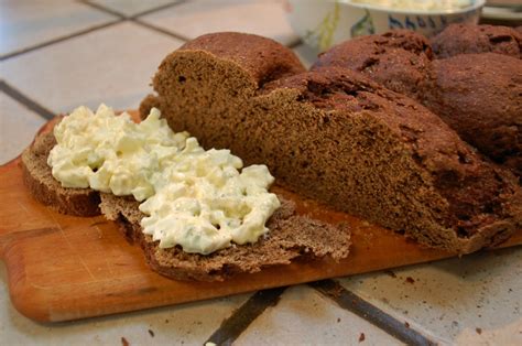 The Spice Garden: Pumpernickel Bread and Dad's Sandwich ...