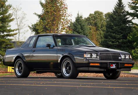 1987 Buick GNX - price and specifications