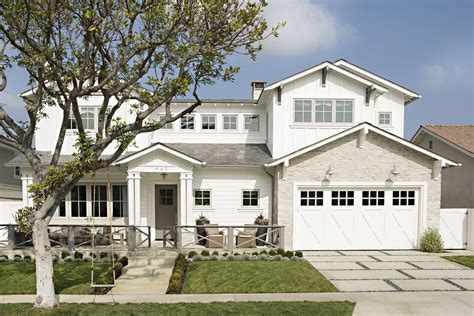 11 Ways to Make a Cookie-Cutter Suburban House Stand Out Exterior Paint ...