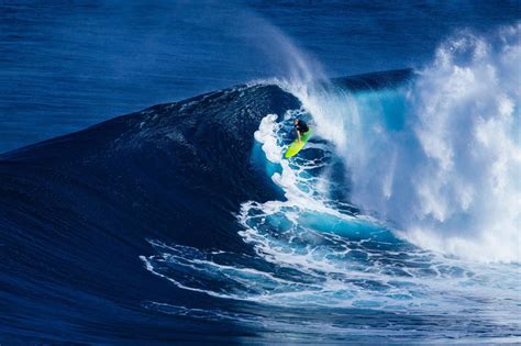 Mamanuca-Yasawa-Islands-surfing • Big Blue Fiji