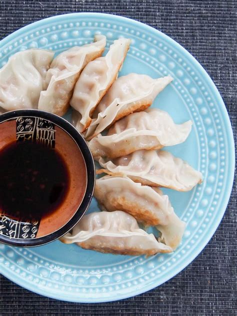 Chinese pork and cabbage dumplings - Caroline's Cooking