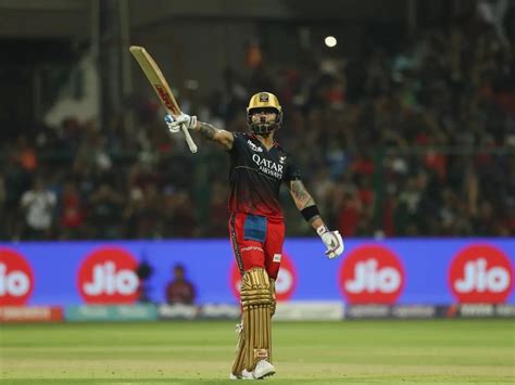 An Incredible Compilation of 999+ Virat Kohli Images in 4K from RCB