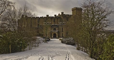 Tracey-anne's Blog: Dunvegan Castle and the fairy flag....