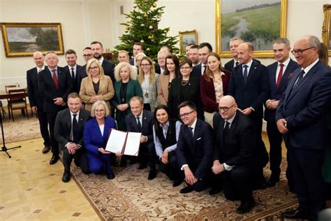 Polish Prime Minister Donald Tusk sworn in by president | Express & Star