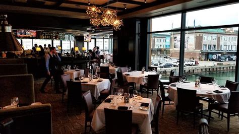 Del Frisco's Double Eagle Steakhouse, Boston - 250 Northern Ave ...