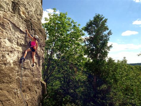 On The Rocks | Outdoor Rock Climbing Courses and Adventures in Ontario: Climbing Courses