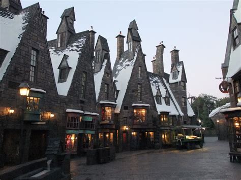 One day In My Life. - Lyzzydee: Harry Potter Land!! | Hogsmeade ...