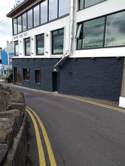 Ramore Wine Bar Portrush © Willie Duffin cc-by-sa/2.0 :: Geograph Ireland