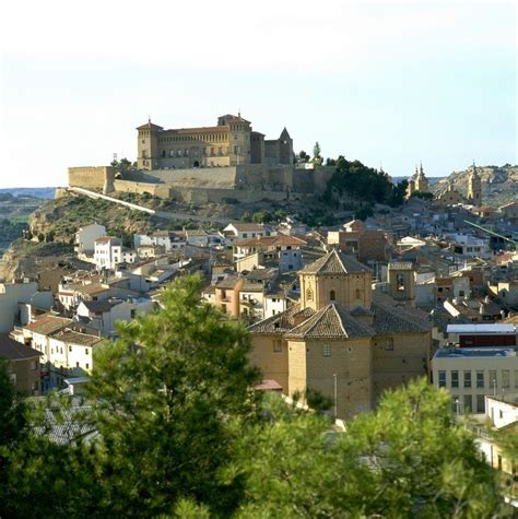 Parador de Alcañiz | Aragon, Spain, Paris skyline