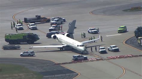 Delta planes collide on Atlanta taxiway as one loses its tail, no injuries