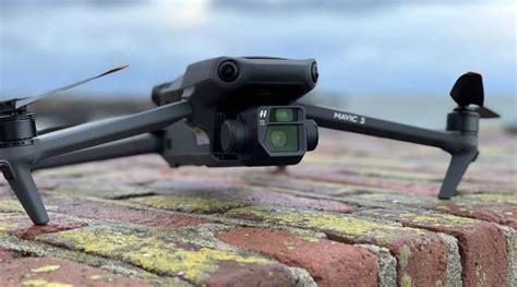 DJI Mavic 3 Drone Review: Torn Between Two Opinions – DroneXL.co