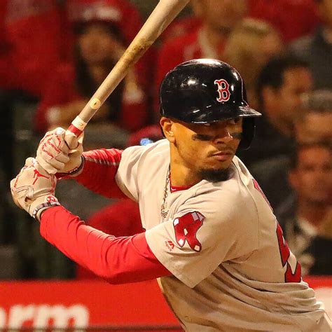 What Pros Wear Mookie Betts' Jordan Batting Gloves (PE) What Pros Wear