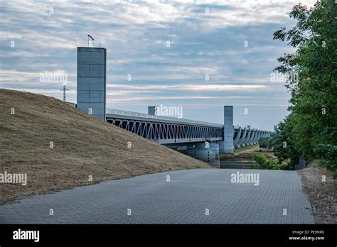 Magdeburg Water Bridge Stock Photo - Alamy