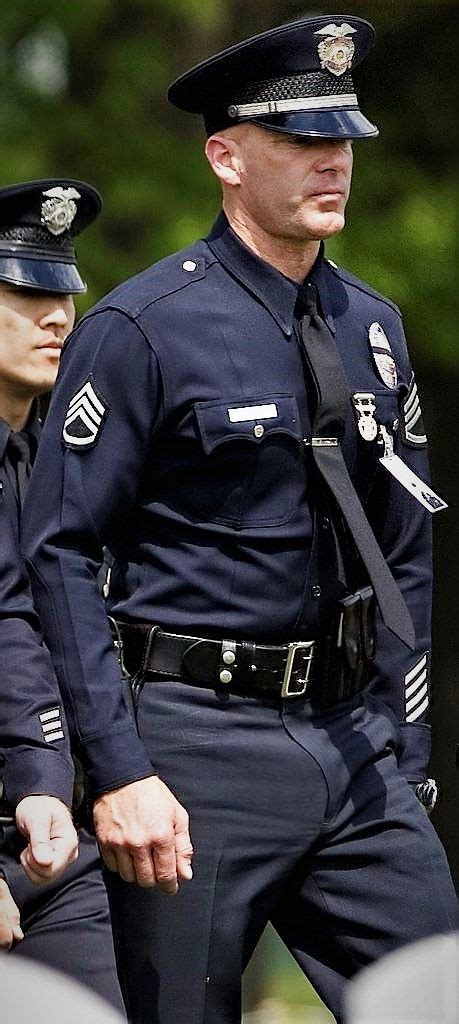 Pin by JAIMMECS on HABILLES | Men in uniform, Cop uniform, Men