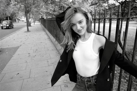 Phoebe Dynevor - Photoshoot October 2021 • CelebMafia