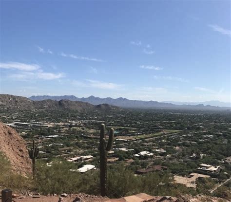 Know Before You Go: Hiking Camelback Mountain - alli in the city