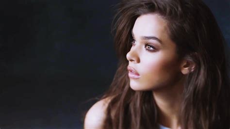 Most Girls Hailee Steinfeld Best Wallpaper 21106 - Baltana