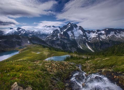 Visitor's Guide to North Cascades National Park