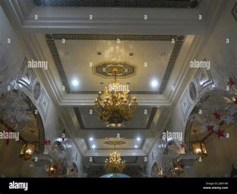 09488 2016 Restored Interior of the Barasoain Church 18 Stock Photo - Alamy