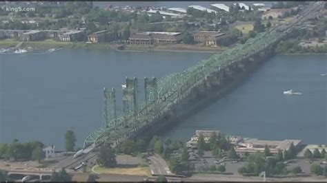 Washington, Oregon relaunch plan to replace Columbia River bridge ...