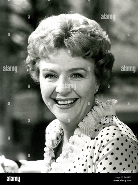 CROSSROADS UK TV soap series with Noele Gordon as Meg Richardson Stock Photo - Alamy