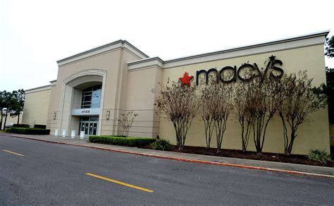 Macy's to close Parkdale Mall store