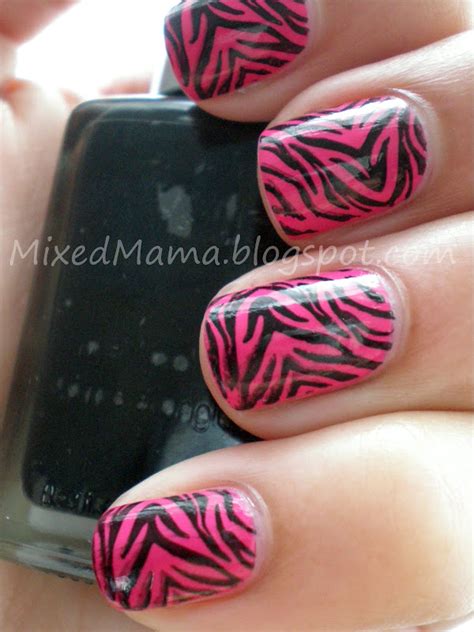 MixedMama: Hot Pink Zebra Print Nails