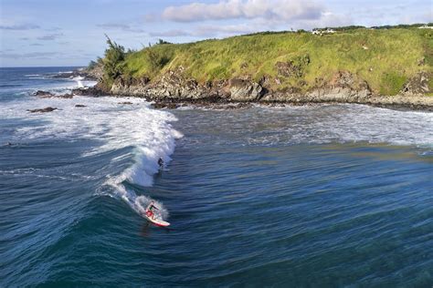 10 Best Surfing Spots On Maui