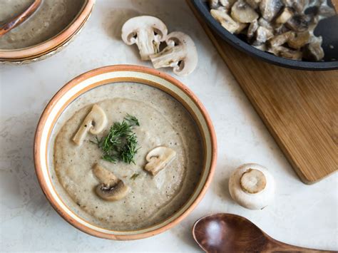 A Puréed Mushroom and Fennel Soup For a Chilly Afternoon