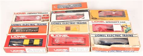 Lot Detail - LIONEL O GAUGE MODEL TRAINS - LOT OF 10