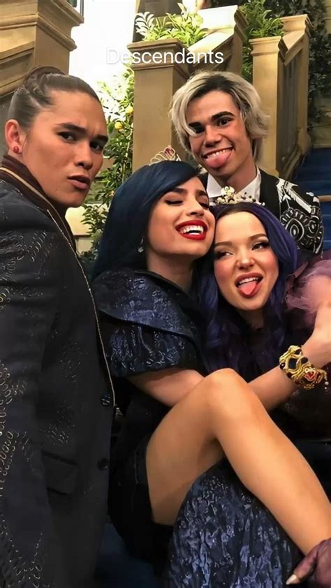 17 insanely adorable photos of the descendants 2 cast – Artofit