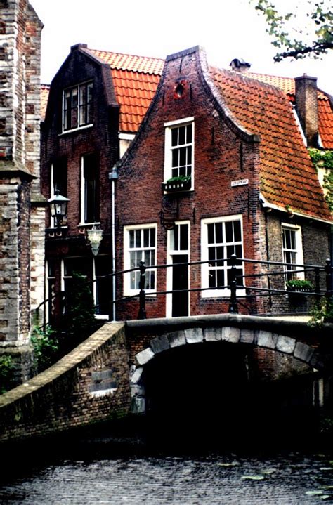 Delft canal, The Netherlans | Netherlands, The netherlands, Netherlands travel