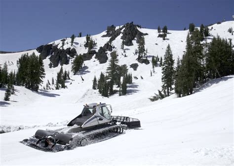 Avalanche at Lake Tahoe ski resort kills one person, seriously injures ...