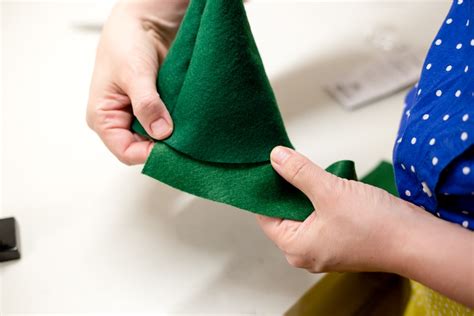 DIY Peter Pan Party Hat : A No-Sew Easy Tutorial - Friday We're in Love