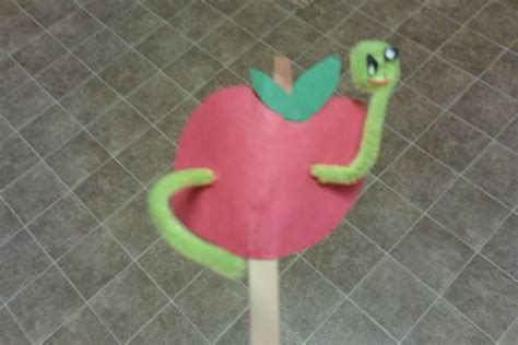 My Favorite Things...: Apple Worm Craft