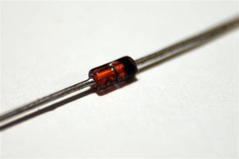 Zener diode - Wikipedia