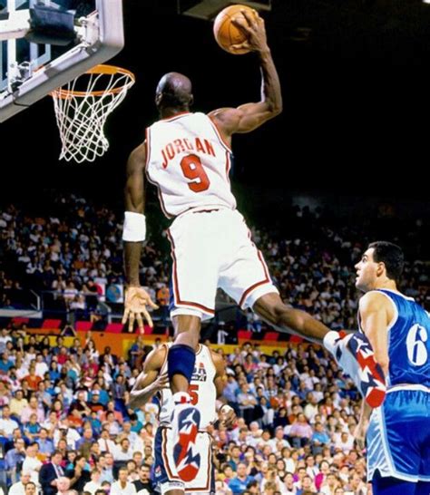 Barcelona 92 | Michael jordan basketball, Michael jordan photos ...