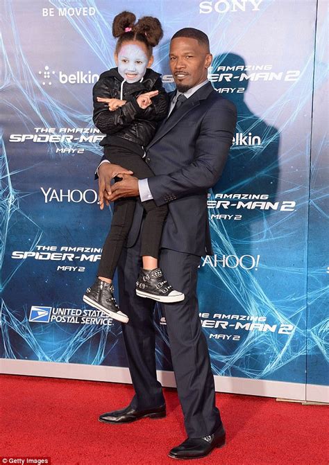 Jamie Foxx hauls daughter onto shoulders for a piggyback ride on family ...